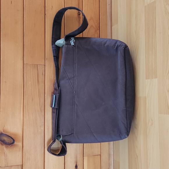 Laptop bag - Picture 2 of 14